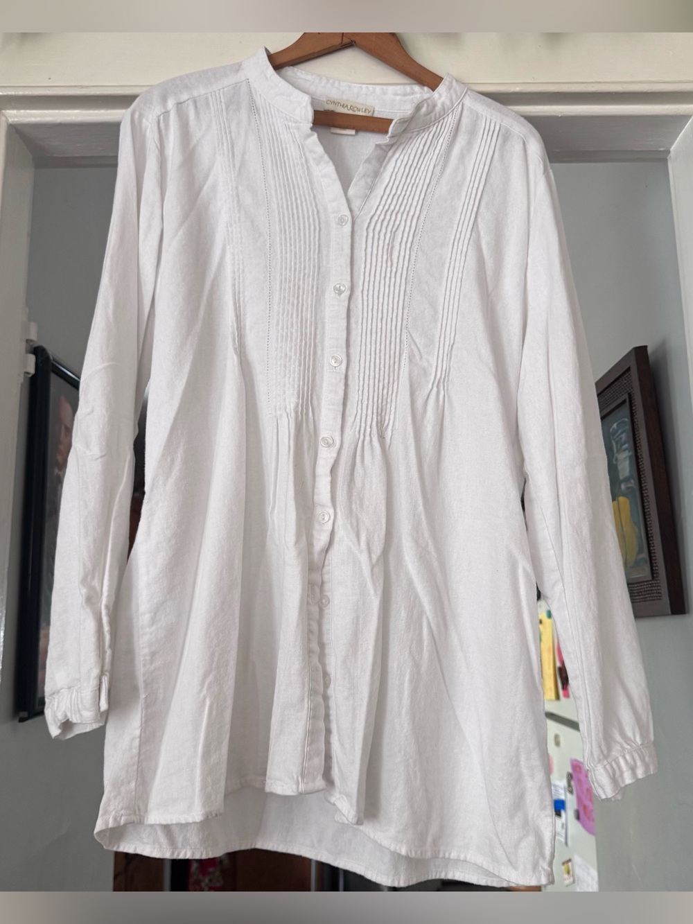 White Cynthia Rowley Linen blend long shirt blouse size medium